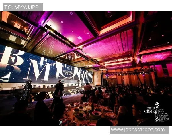 尤文女足荣耀时刻庆祝夺冠盛典展现团队精神与奋斗历程